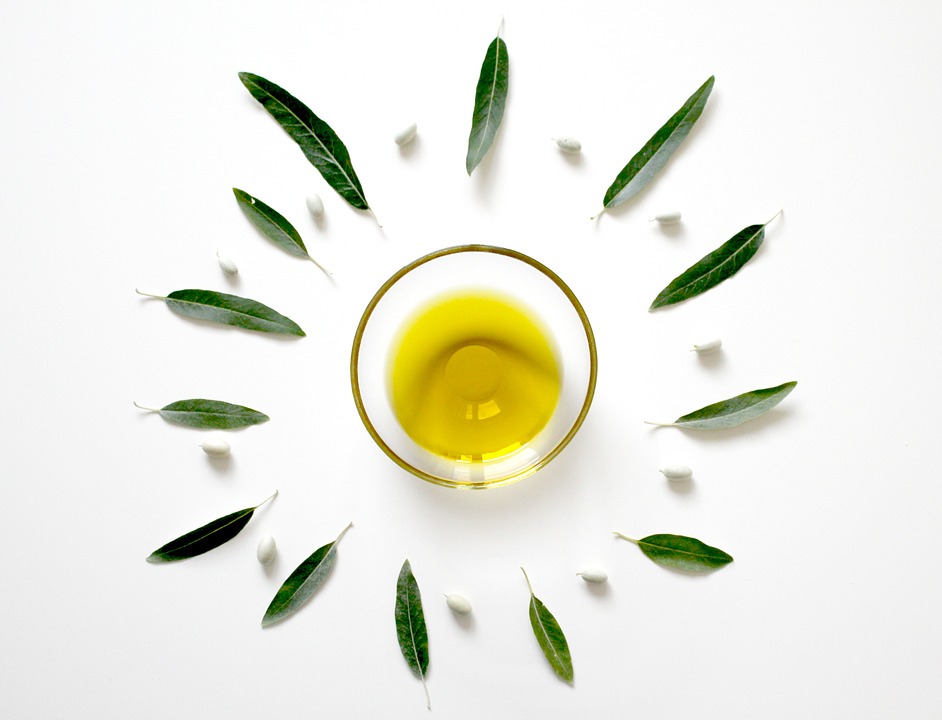 l'huile d'olive sur les cheveux crépus